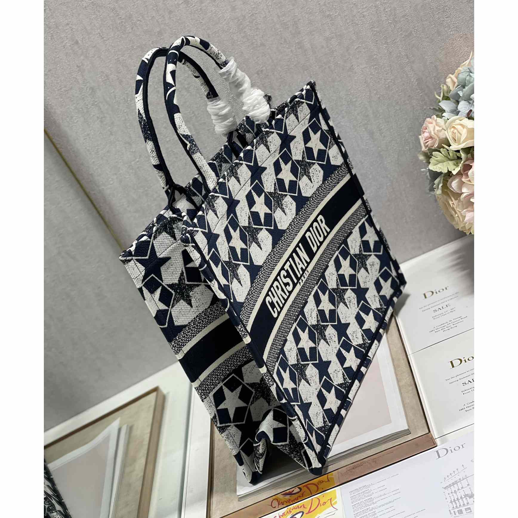 Dior Large Dior Book Tote(41-32cm) - 