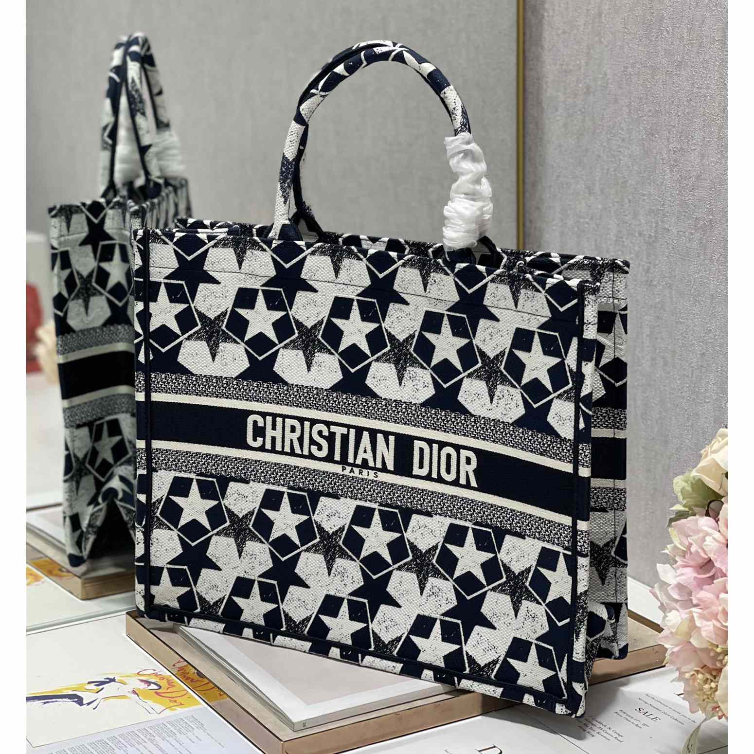 Dior Large Dior Book Tote(41-32cm) - 
