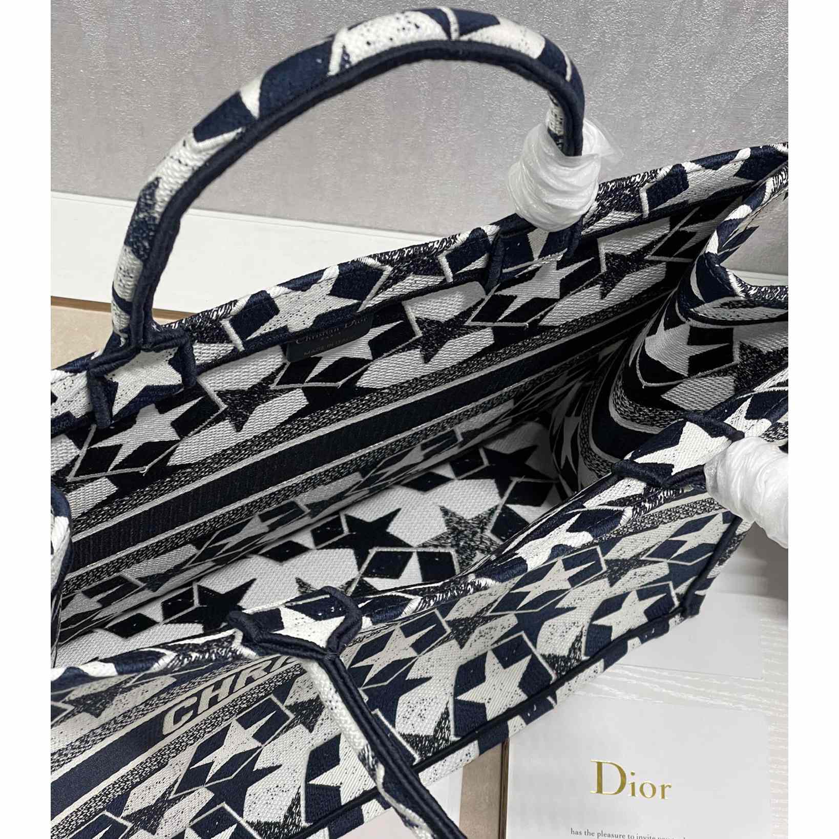 Dior Large Dior Book Tote(41-32cm) - 