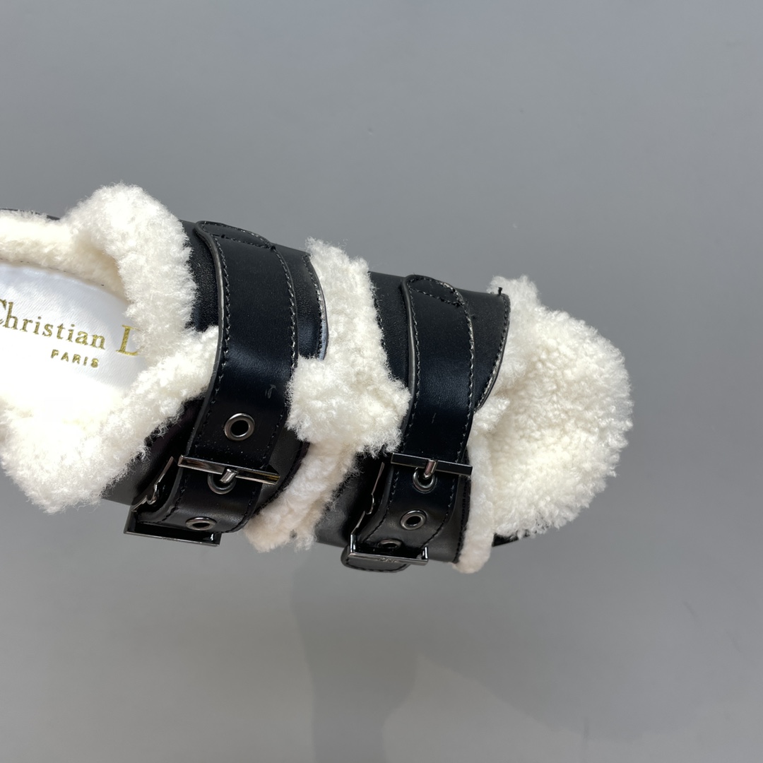 Dior Diorquake Strap Sandal - PerfectKickZ
