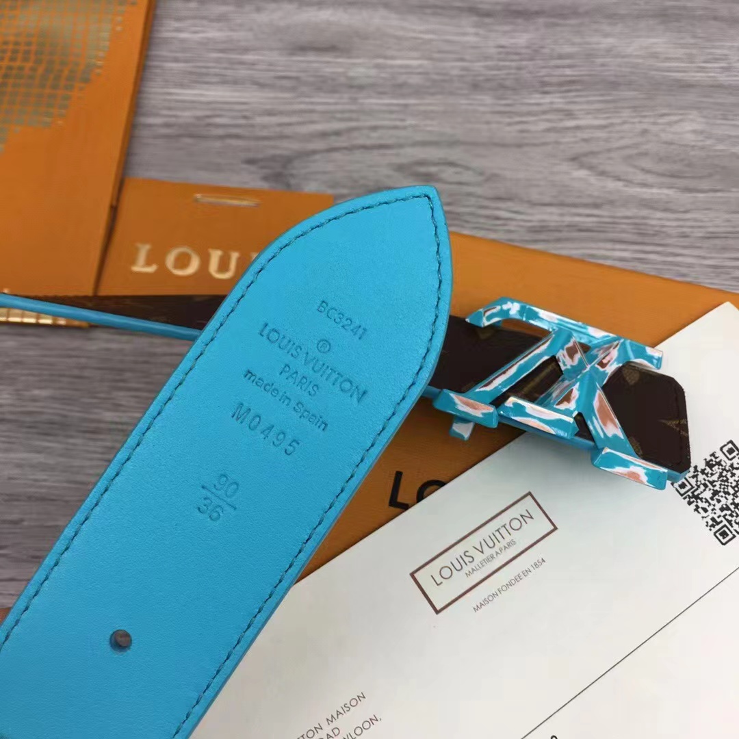 Louis Vuitton LV Pyramide Cities Exclusive 40MM Reversible Belt—Paris - PerfectKickZ