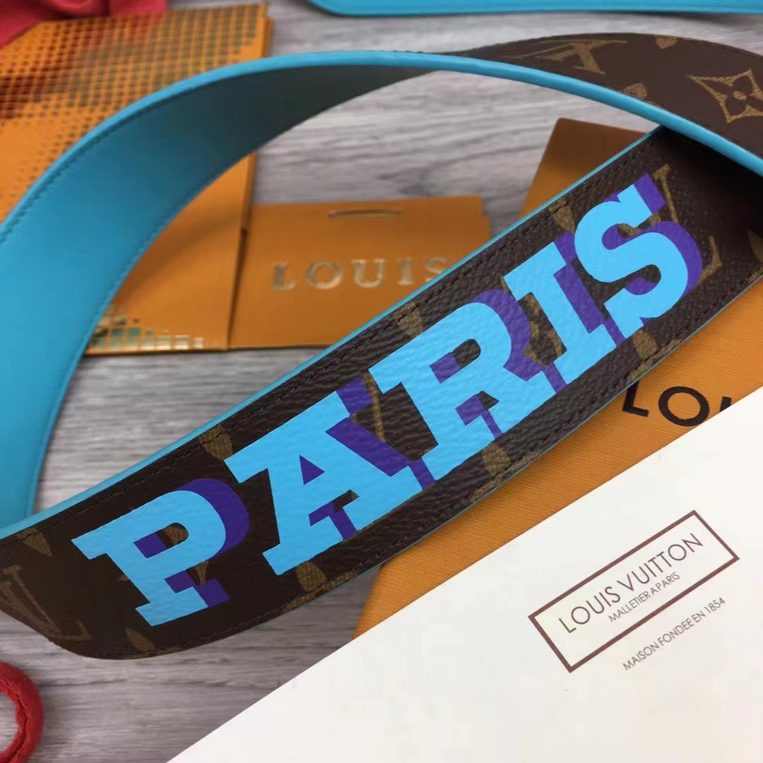 Louis Vuitton LV Pyramide Cities Exclusive 40MM Reversible Belt—Paris - PerfectKickZ