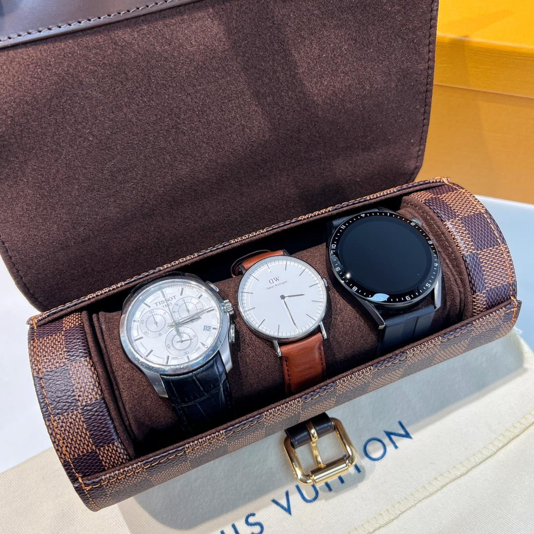 Louis Vuitton  3 Watch Case    - 