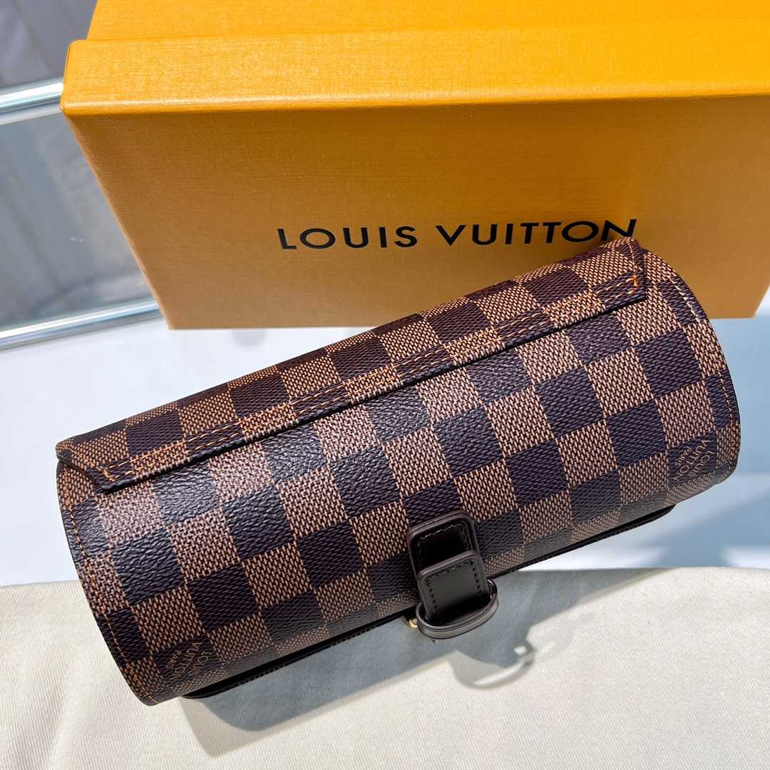 Louis Vuitton  3 Watch Case    - 