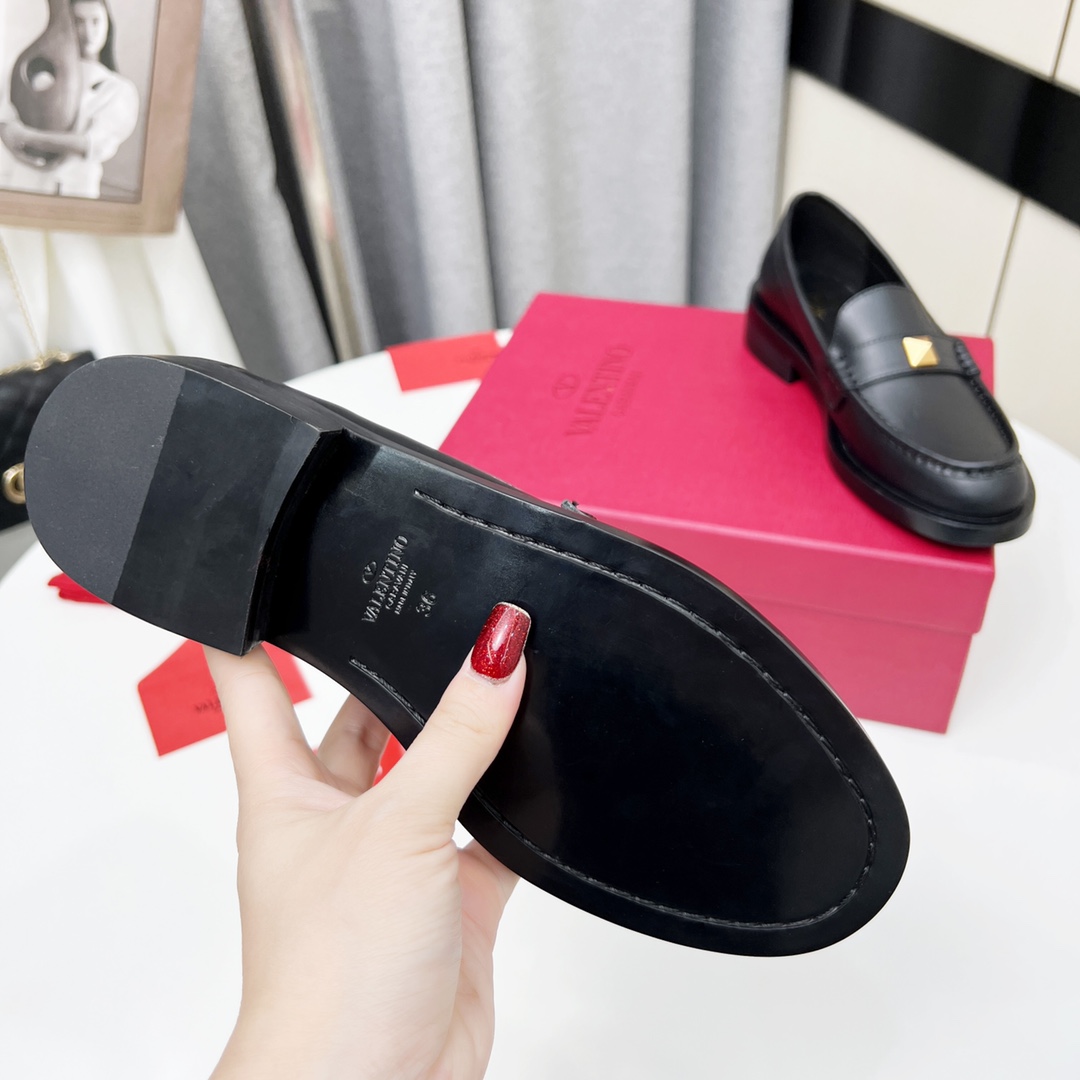 Valenti Roman Stud Brushed Calfskin Loafer 30mm - PerfectKickZ