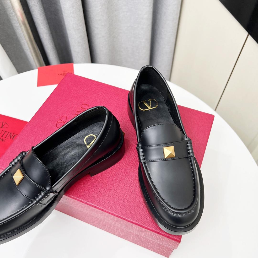 Valenti Roman Stud Brushed Calfskin Loafer 30mm - PerfectKickZ