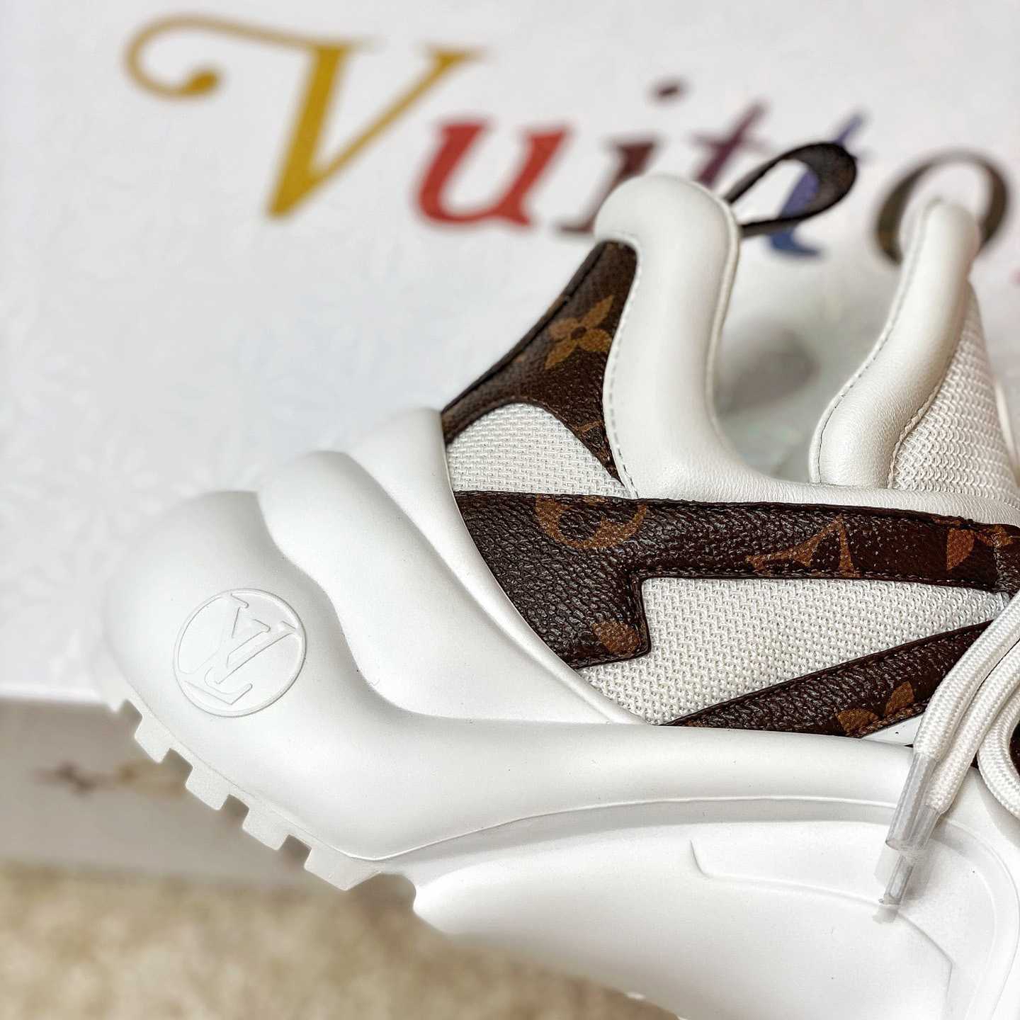 Louis Vuitton LV Archlight Sneaker      (upon uk size) - 