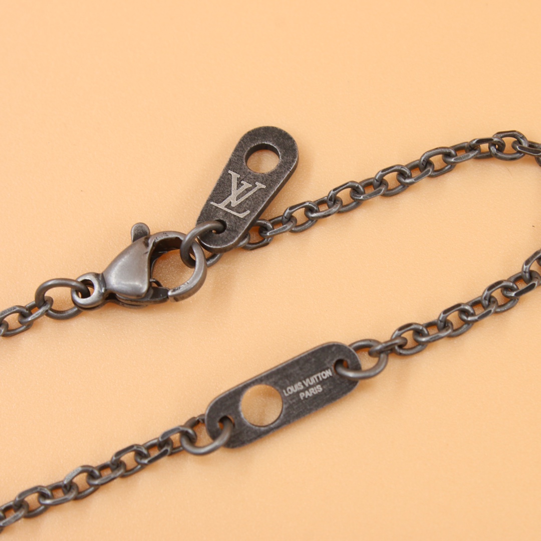 Louis Vuitton Pendant Chain LV Turquoise Necklace    M68904 - PerfectKickZ