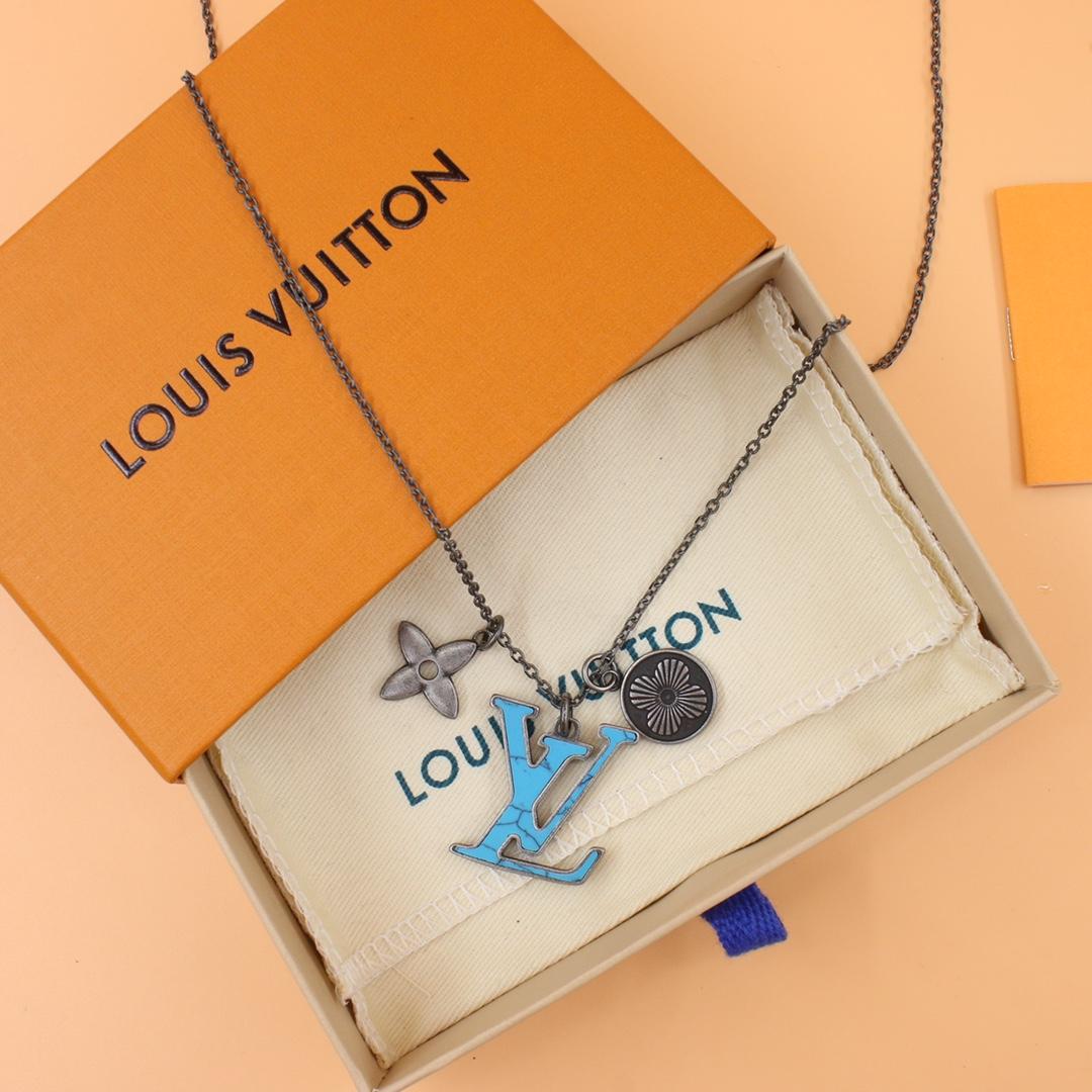 Louis Vuitton Pendant Chain LV Turquoise Necklace    M68904 - PerfectKickZ
