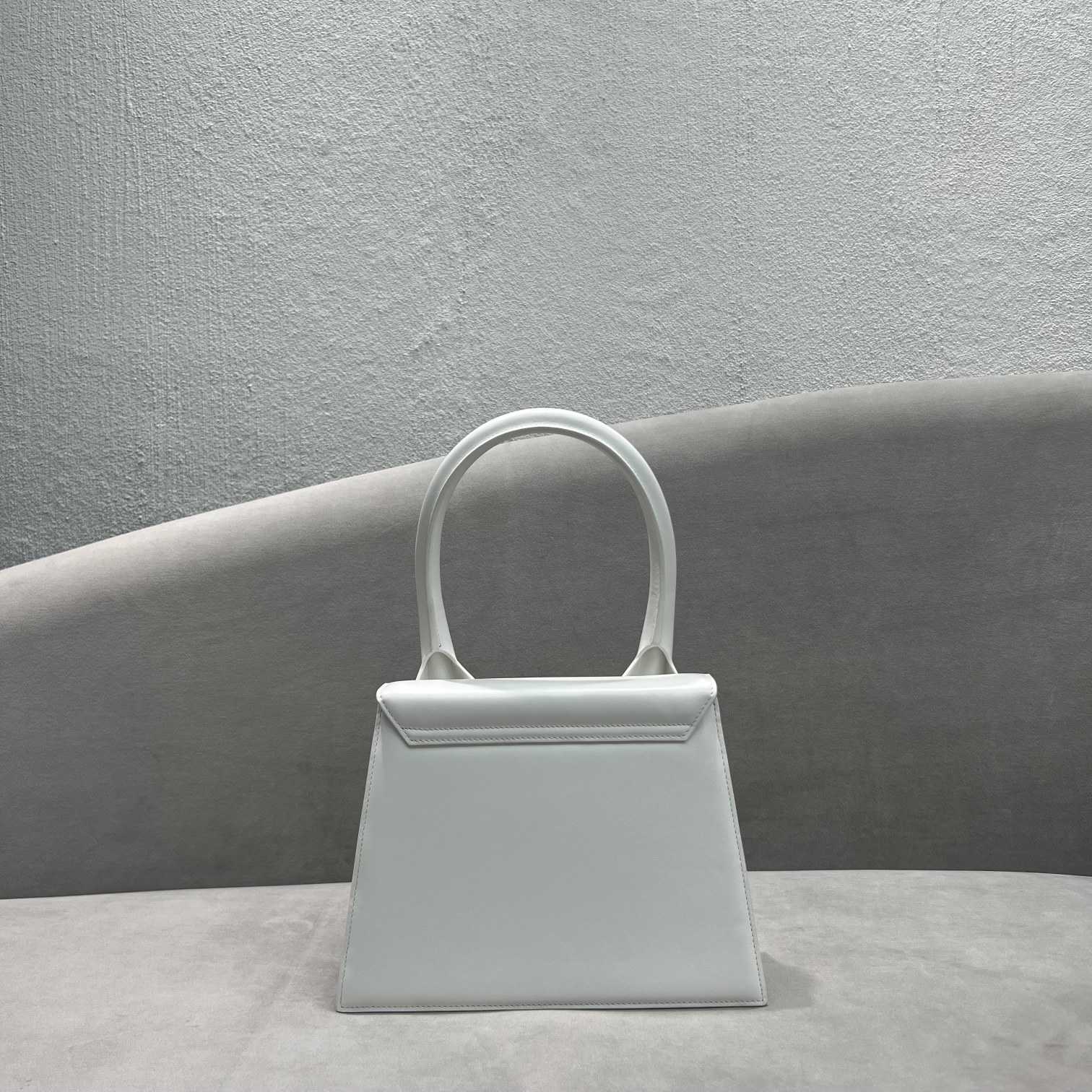 Jacquemus Le Grand Chiquito Large Leather Handbag(24-18-10cm) - PerfectKickZ