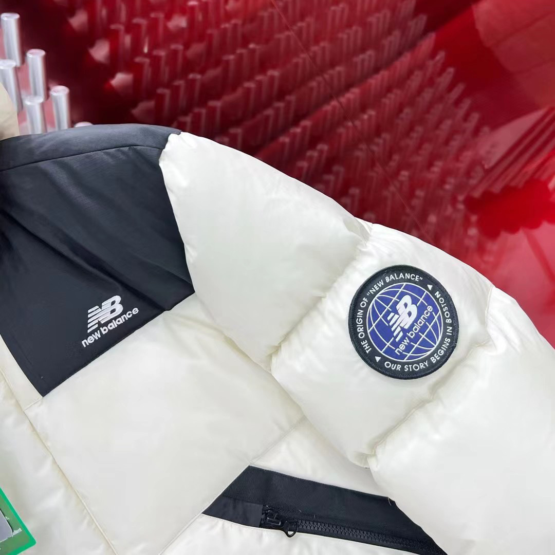 New Balance Hooded Puffer Short Down Jacket - PerfectKickZ