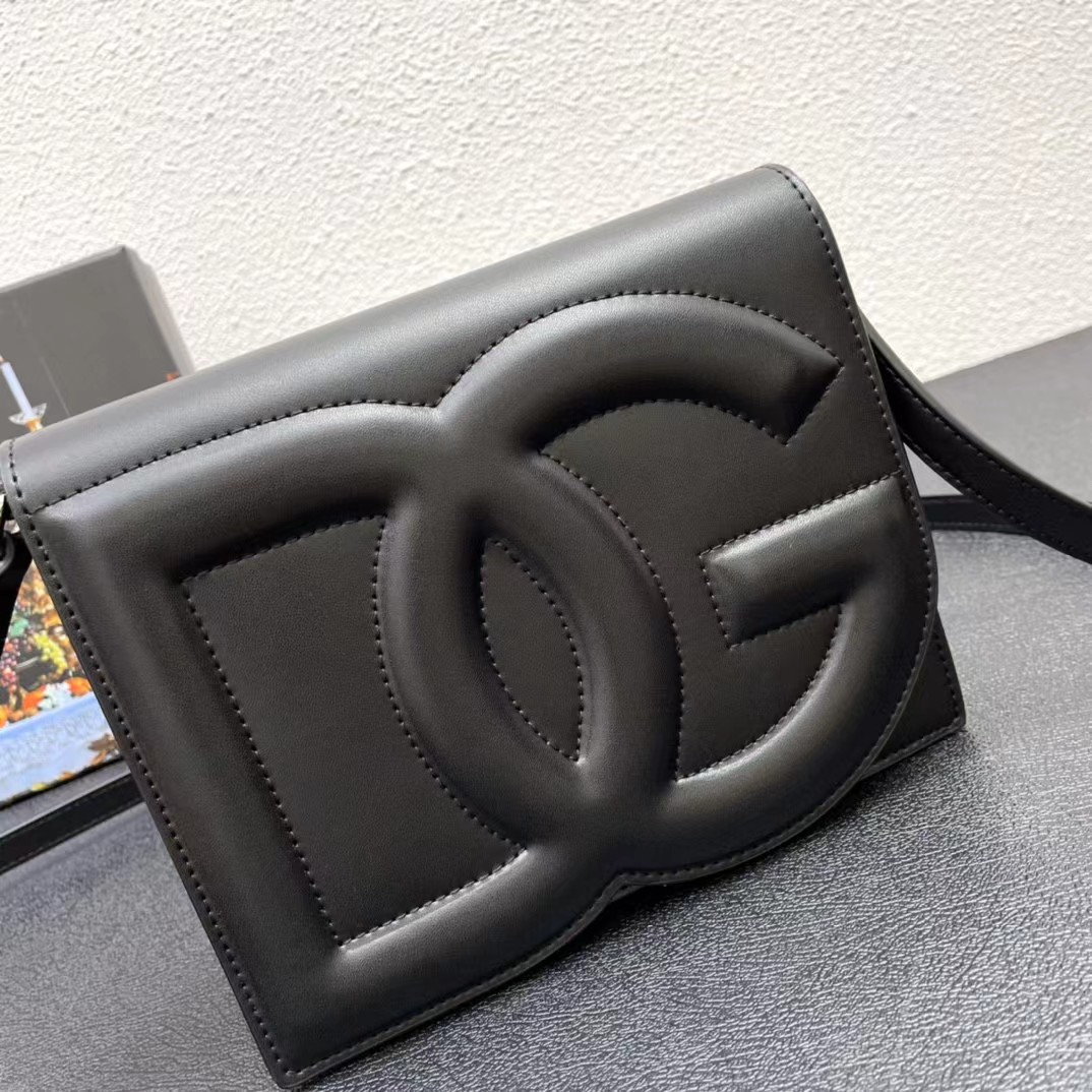 Dolce & Gabbana Calfskin DG Logo Crossbody Bag(20-16-5cm) - PerfectKickZ
