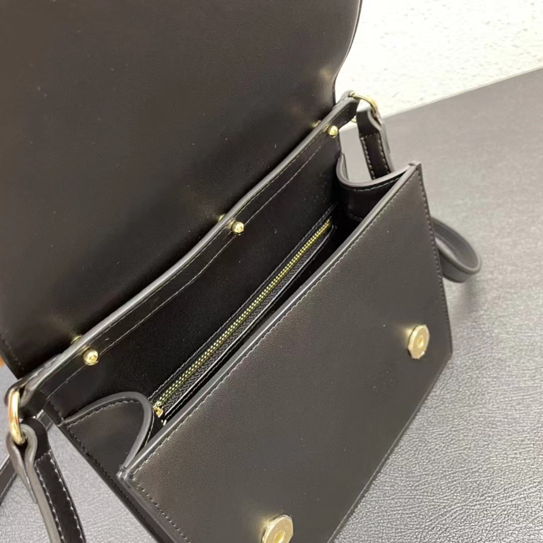 Dolce & Gabbana Calfskin DG Logo Crossbody Bag(20-16-5cm) - PerfectKickZ