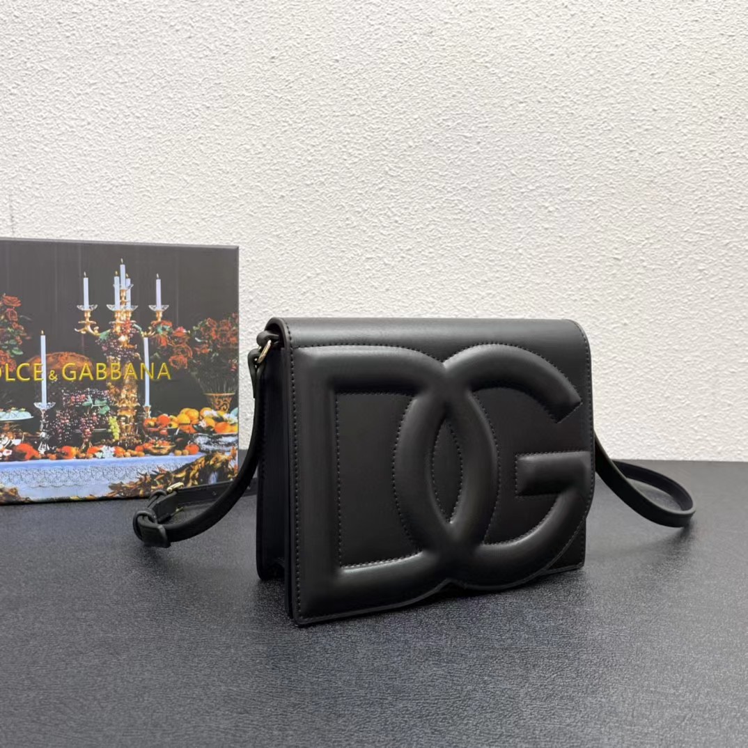 Dolce & Gabbana Calfskin DG Logo Crossbody Bag(20-16-5cm) - PerfectKickZ