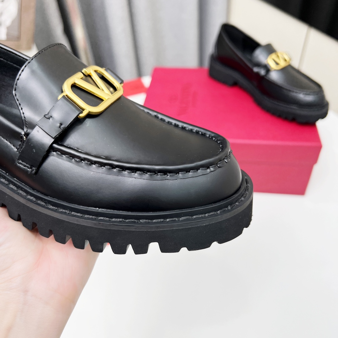Valenti VLogo Signature Calfskin Loafer  - PerfectKickZ