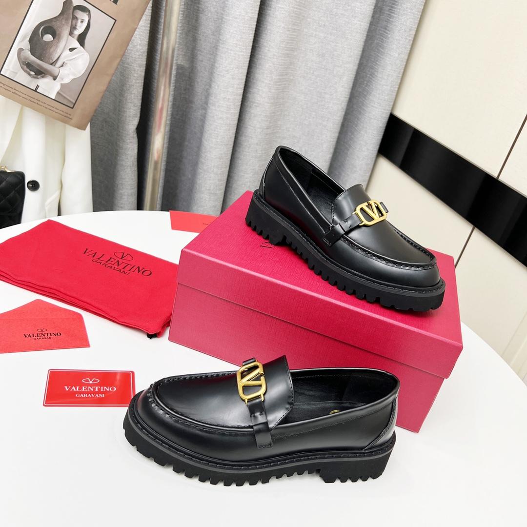 Valenti VLogo Signature Calfskin Loafer  - PerfectKickZ