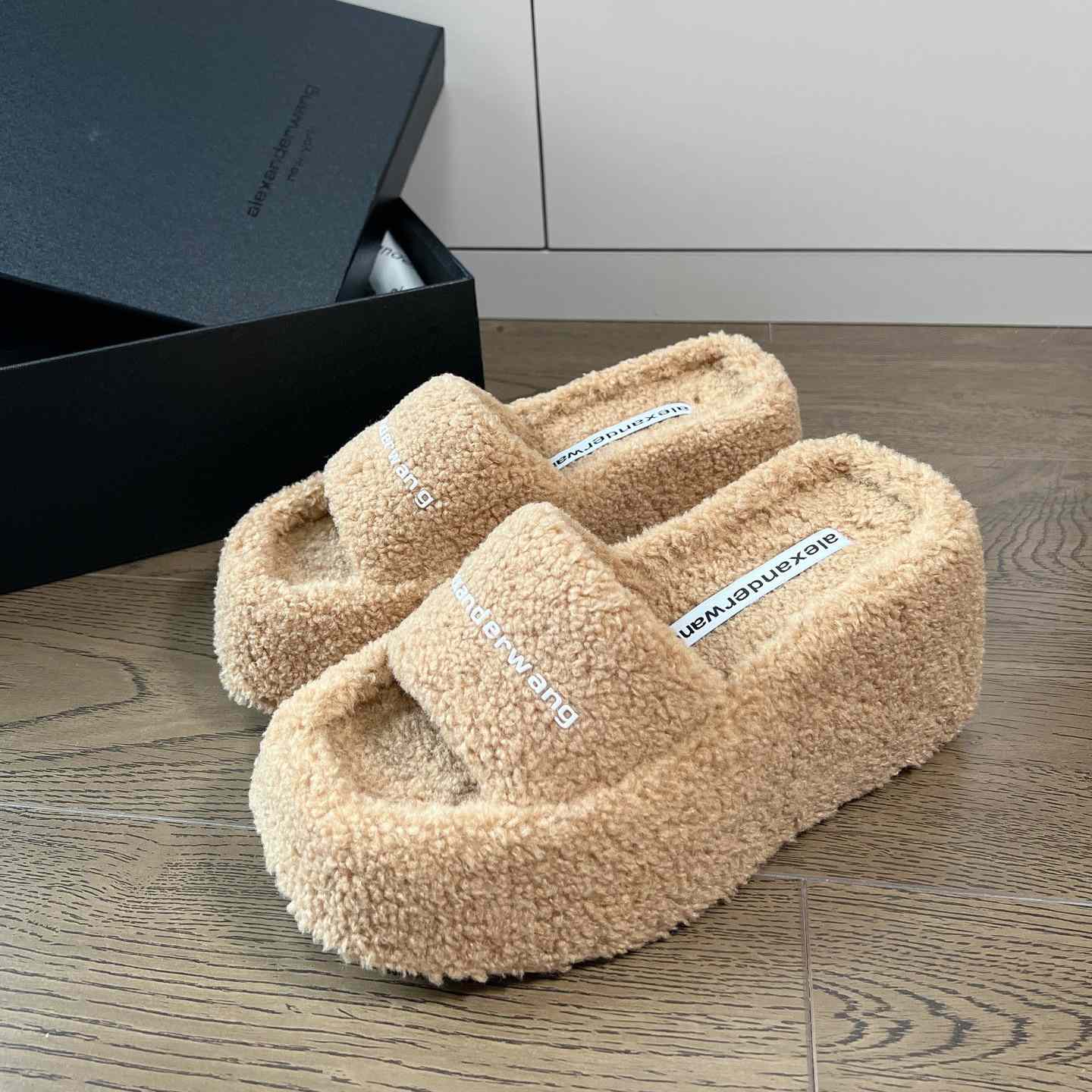 Alexander Wang Slide - PerfectKickZ