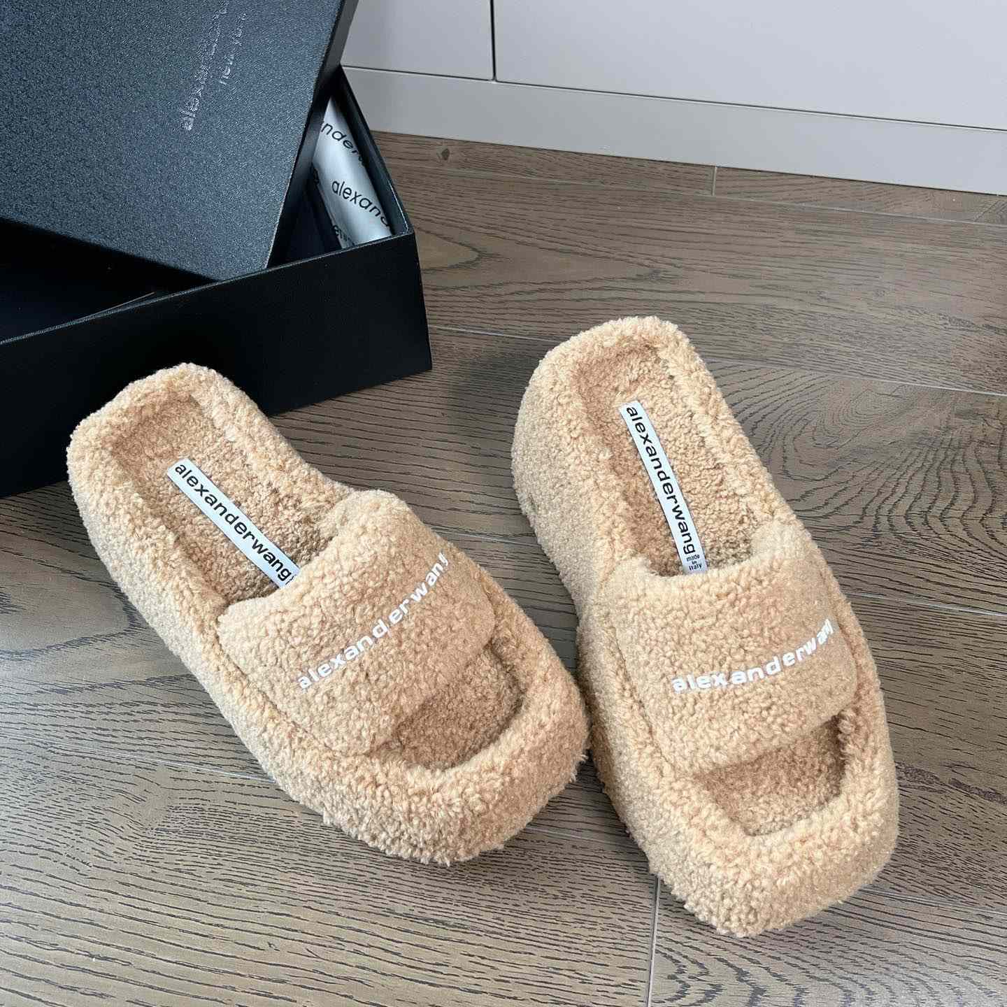 Alexander Wang Slide - PerfectKickZ