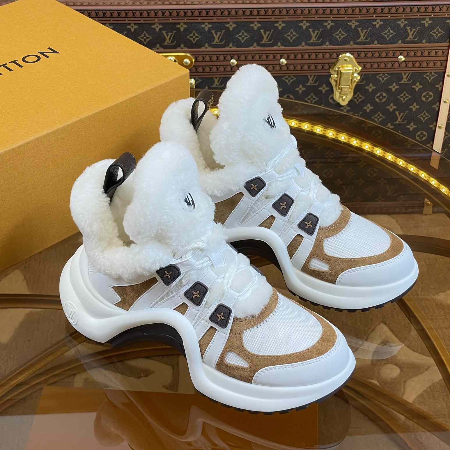 Louis Vuitton LV Archlight Sneaker       1AACQM - PerfectKickZ