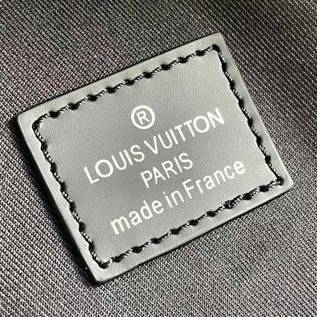Louis Vuitton Discovery Backpack PM (37-40-20cm)   M43186 - PerfectKickZ