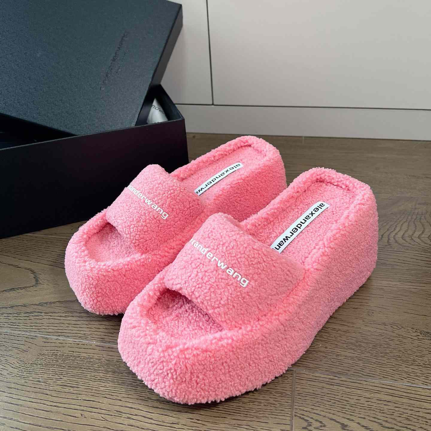 Alexander Wang Slide - PerfectKickZ