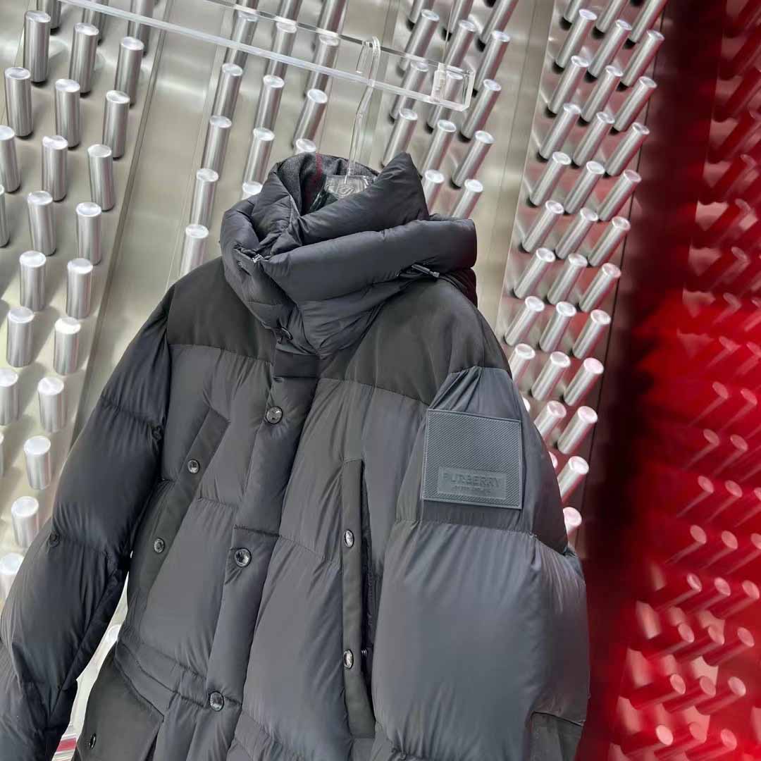 Burberry Logo Appliqué Nylon Puffer Coat - PerfectKickZ