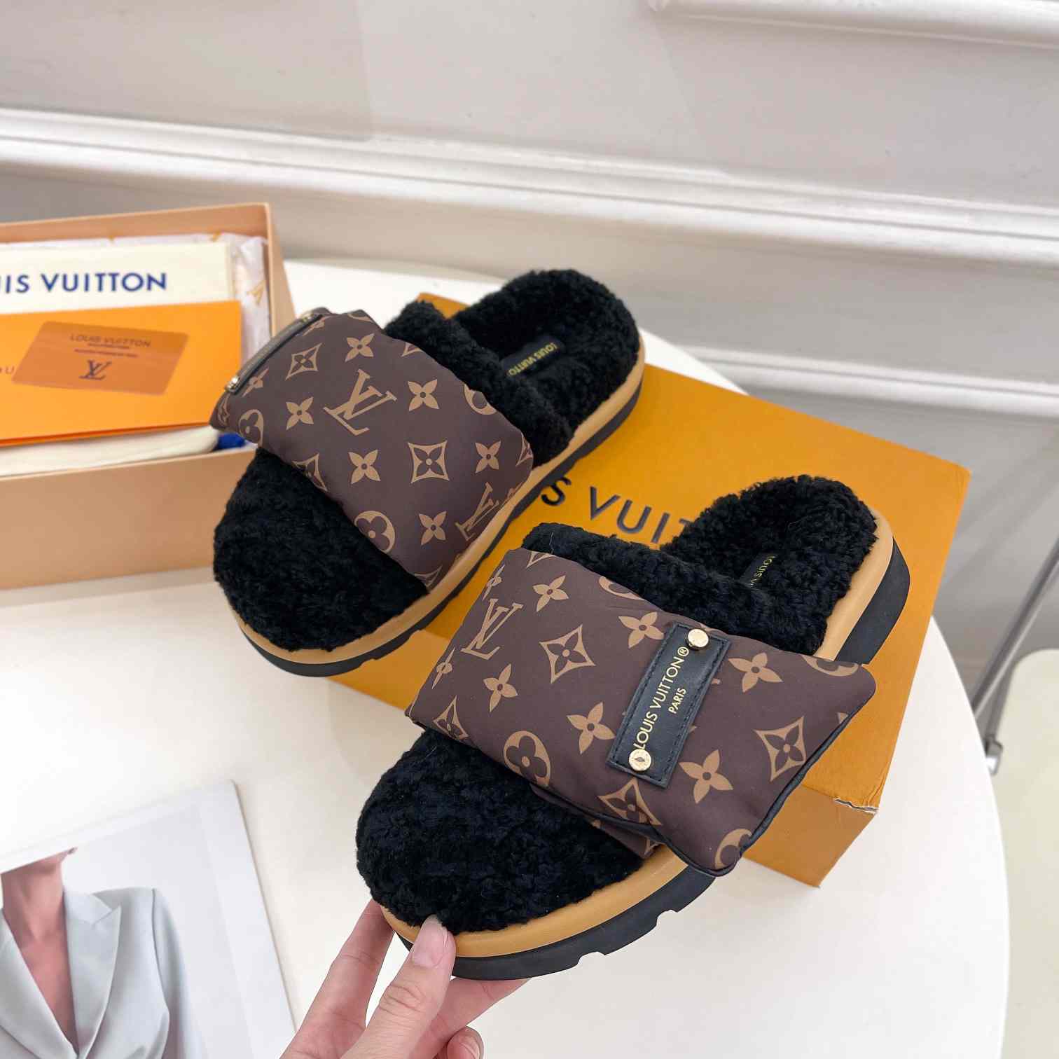 Louis Vuitton Slipper Pillow Flat Comfort Mule    1AAM3L - PerfectKickZ