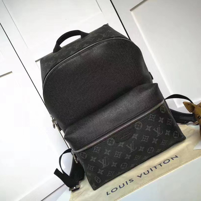 Louis Vuitton Discovery Backpack PM (37-40-20cm)   M30230  - PerfectKickZ