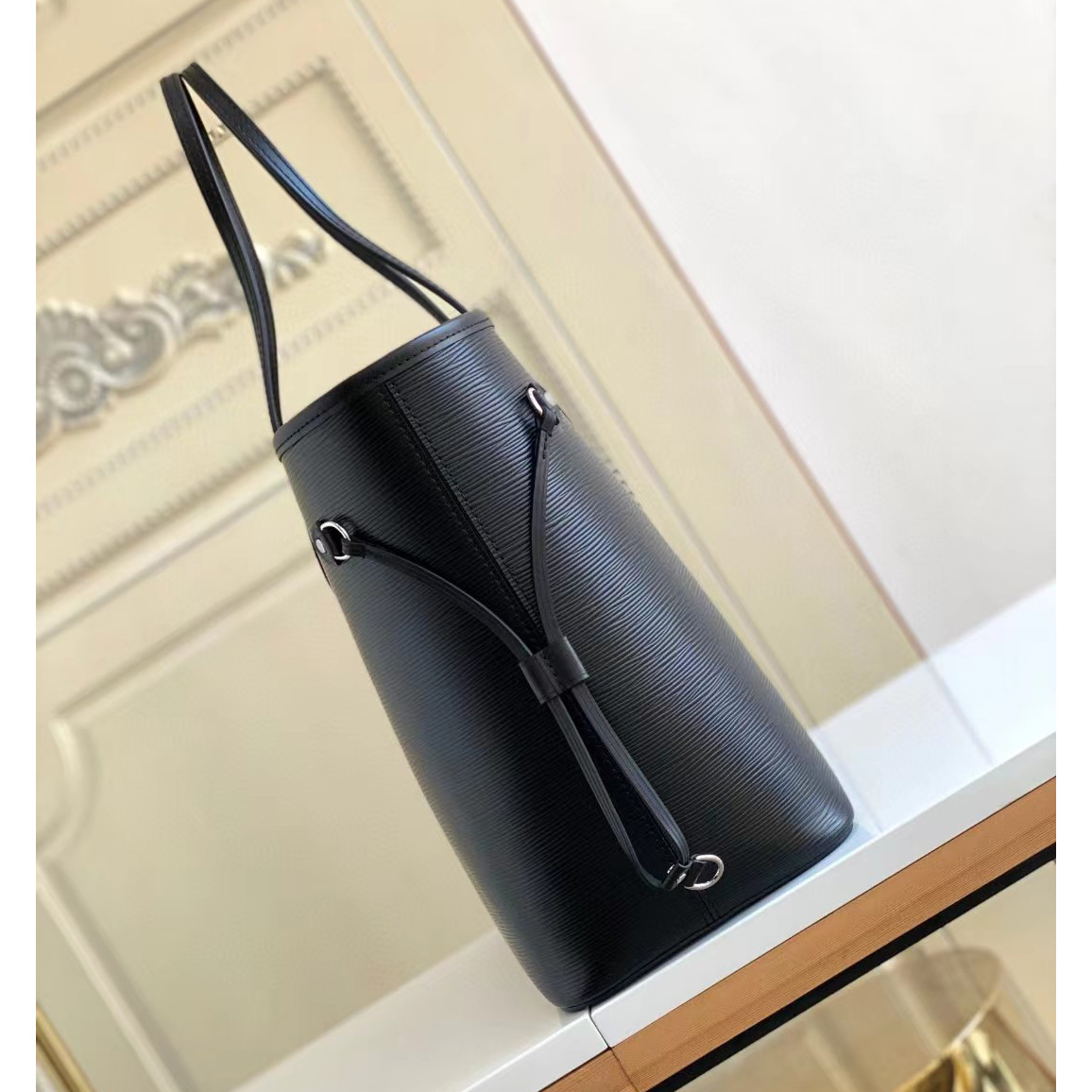 Louis Vuitton MM Epi Leather Handbag(31-28.5-17cm)     M40932 - PerfectKickZ