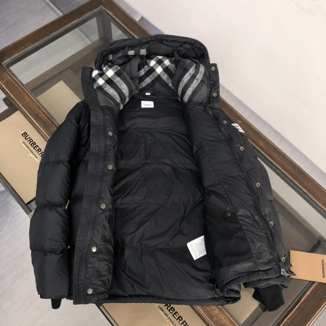 Burberry Hooded Quilted Nylon Down Jacket With Detachable Sleeves - PerfectKickZ