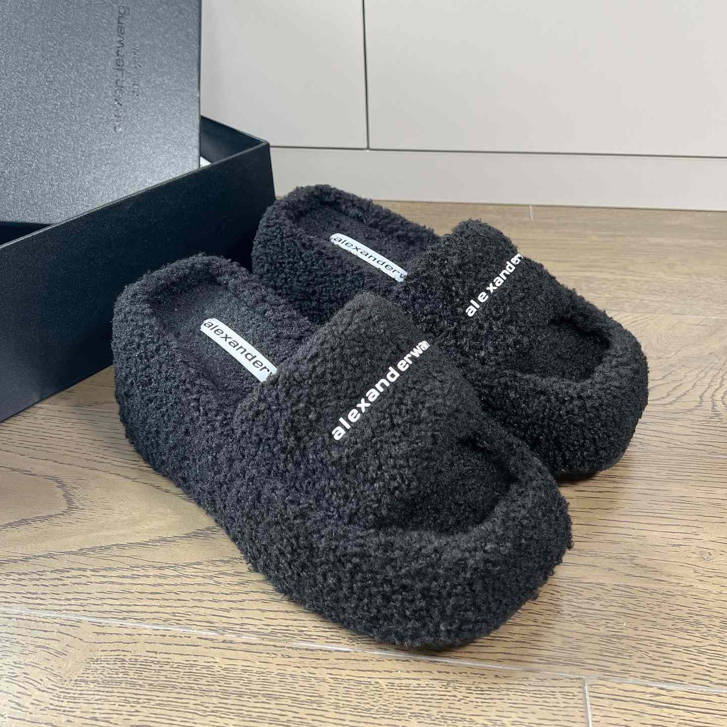 Alexander Wang Slide - PerfectKickZ