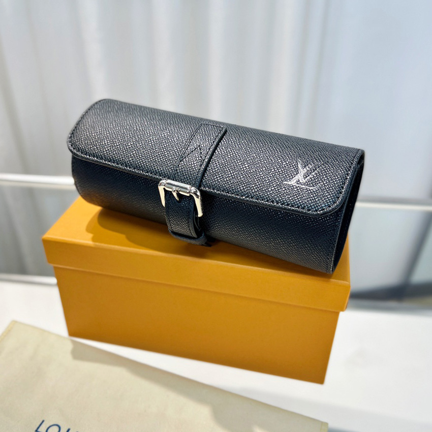 Louis Vuitton  3 Watch Case    - 