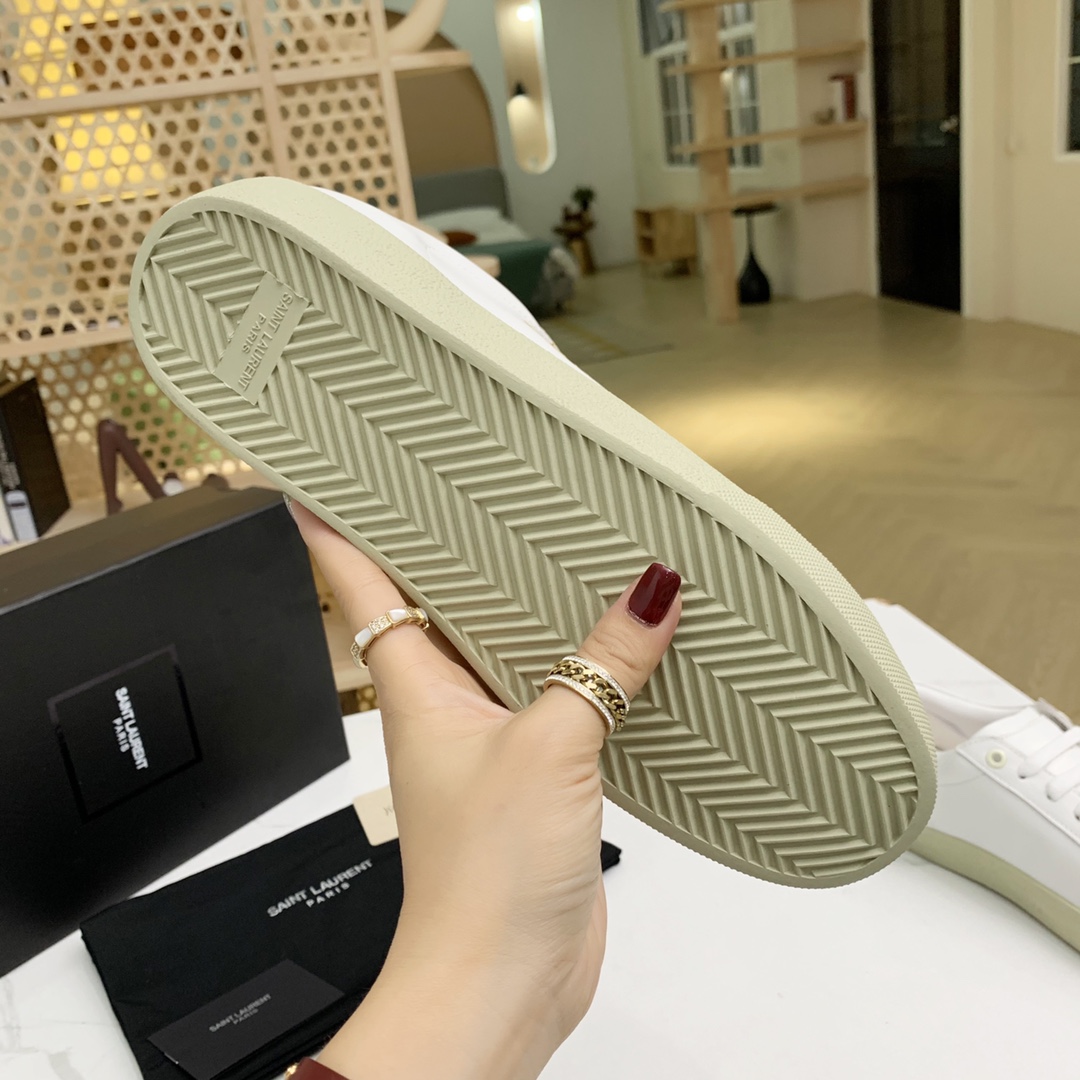 Saint Laurent Andie Low-Top Sneakers - 