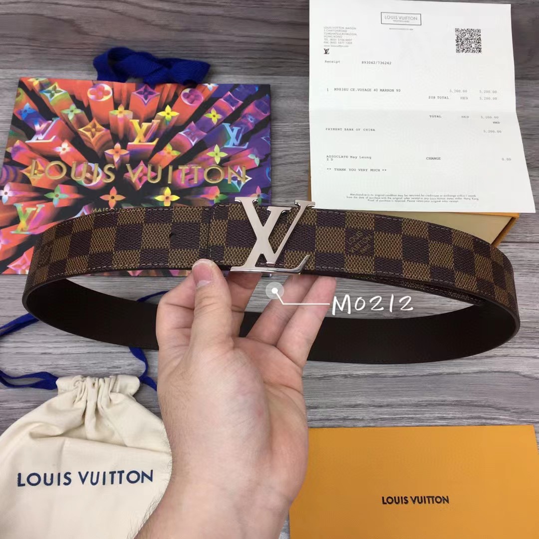 Louis Vuitton LV Initiales 40MM Reversible Belt   M0212W - PerfectKickZ