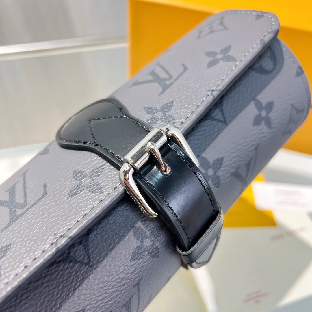 Louis Vuitton  3 Watch Case    - 