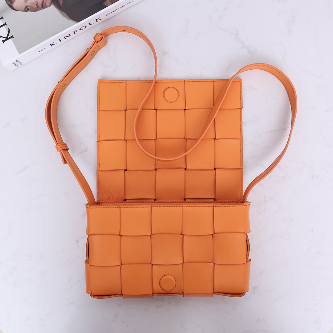 Bottega Veneta Cassette Intreccio Leather Cross-Body Bag(23-15-5cm) - PerfectKickZ