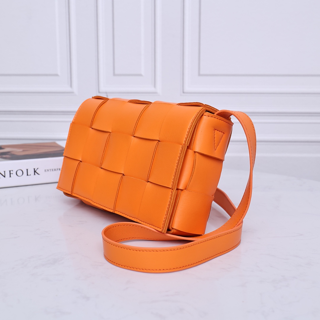 Bottega Veneta Cassette Intreccio Leather Cross-Body Bag(23-15-5cm) - PerfectKickZ