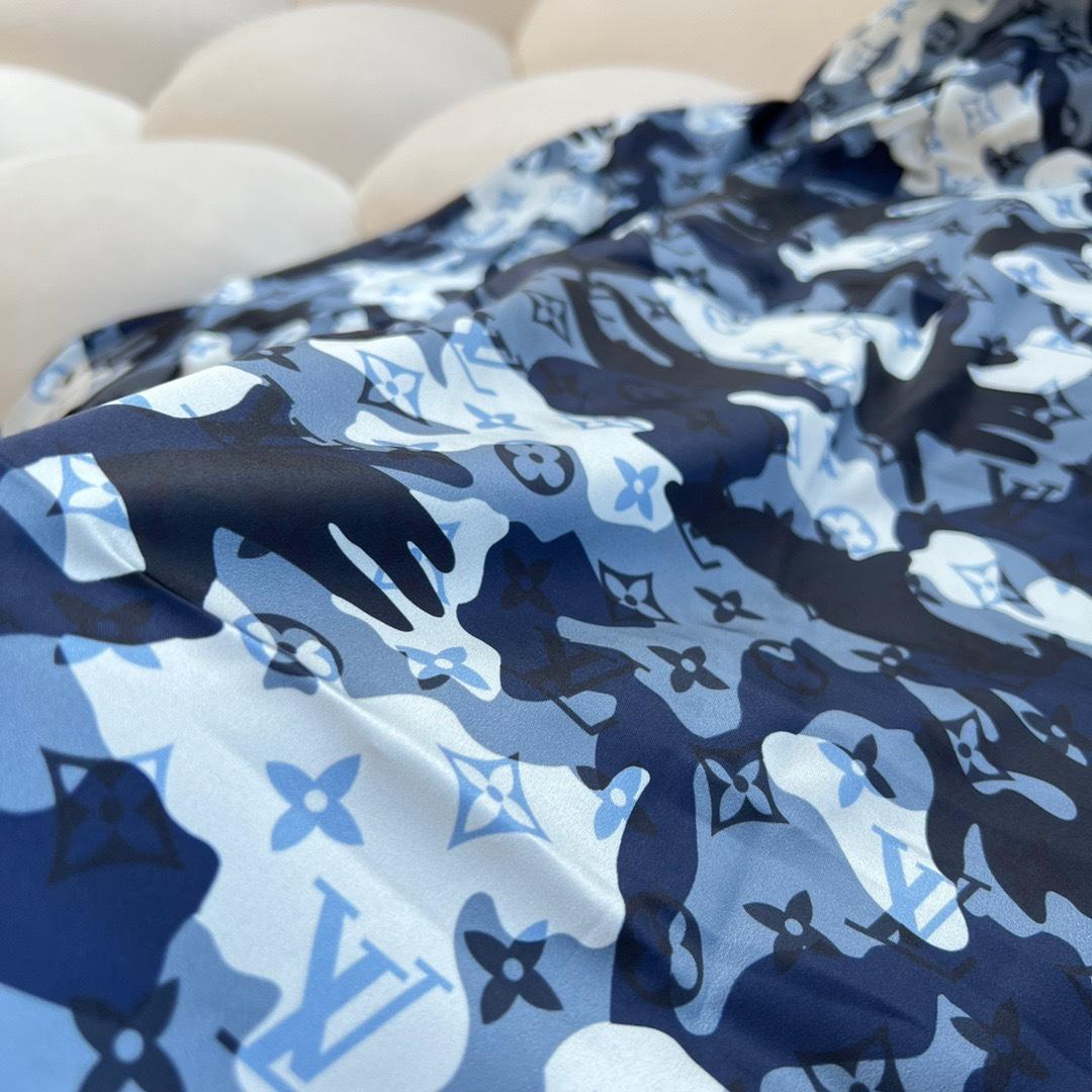Louis Vuitton Camo Regular Silk Shirt   1A7XVH - PerfectKickZ