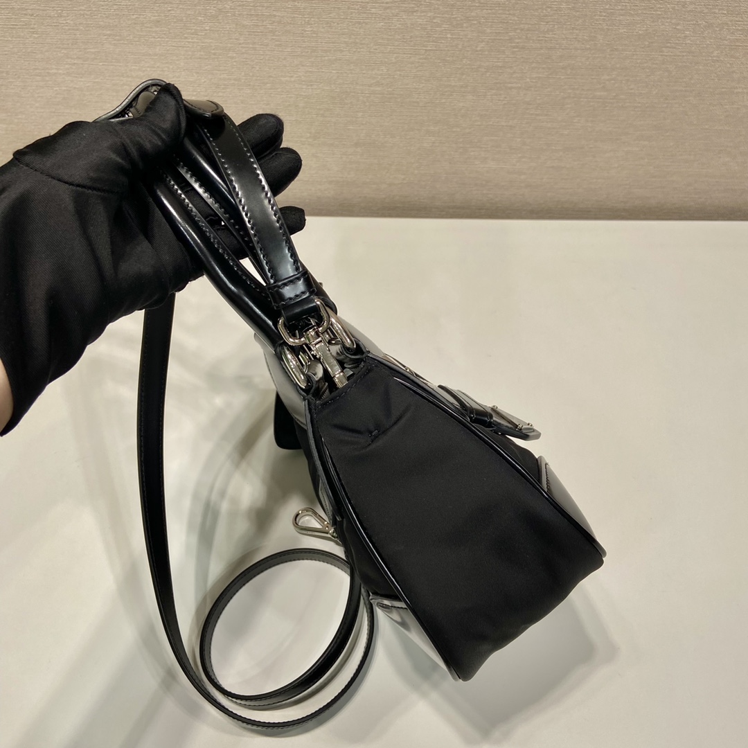 Prada Moon Re-Nylon And Leather Bag(22.5-16-7.5cm) - PerfectKickZ