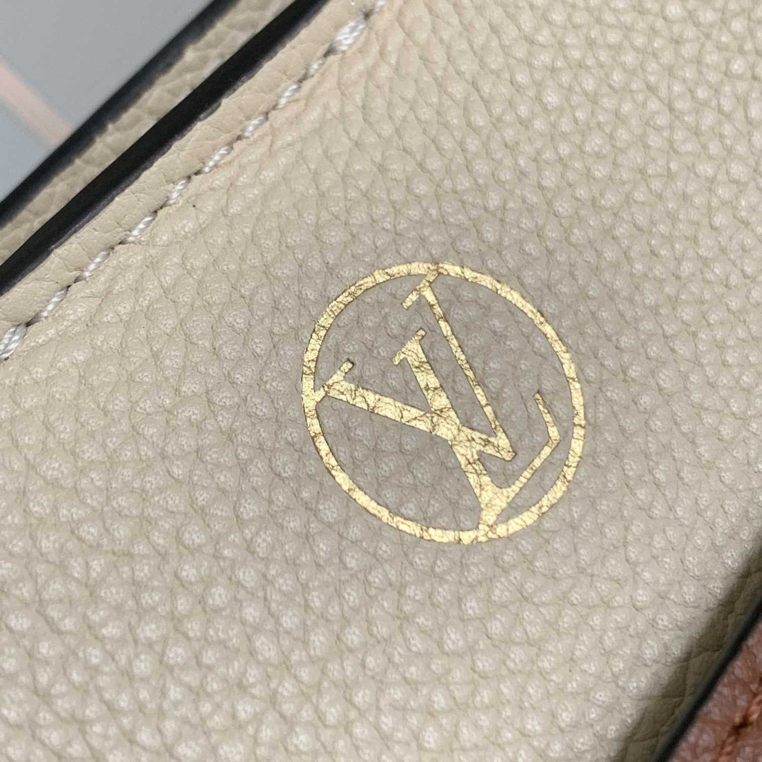 Louis Vuitton Leather Handbag(30.5-24.5-14CM)    M59645 - PerfectKickZ
