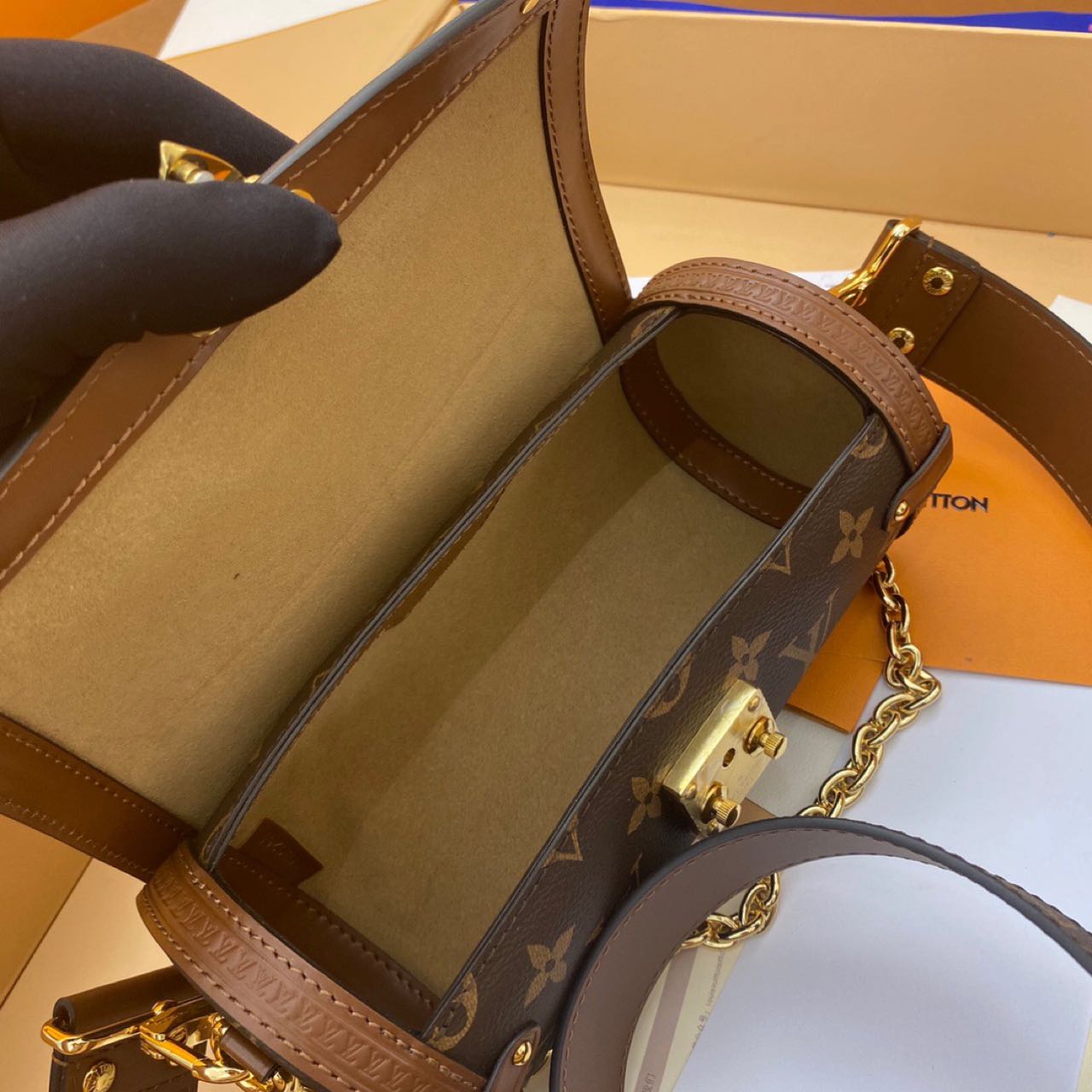 Louis Vuitton Papillon Trunk    (19-9-9cm)     M57835 - PerfectKickZ