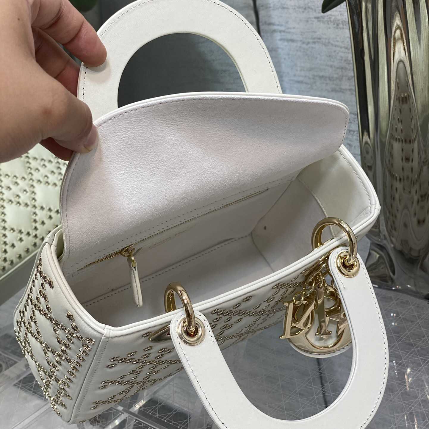 Dior Small Lady Dior Bag    20cm - PerfectKickZ
