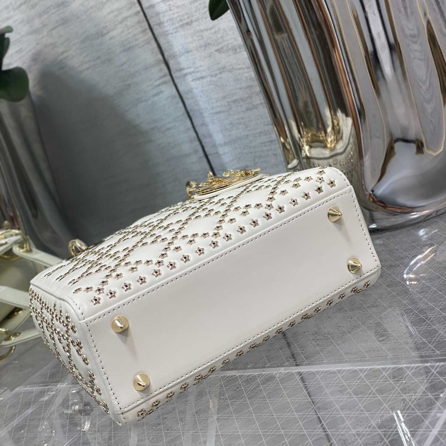 Dior Small Lady Dior Bag    20cm - PerfectKickZ
