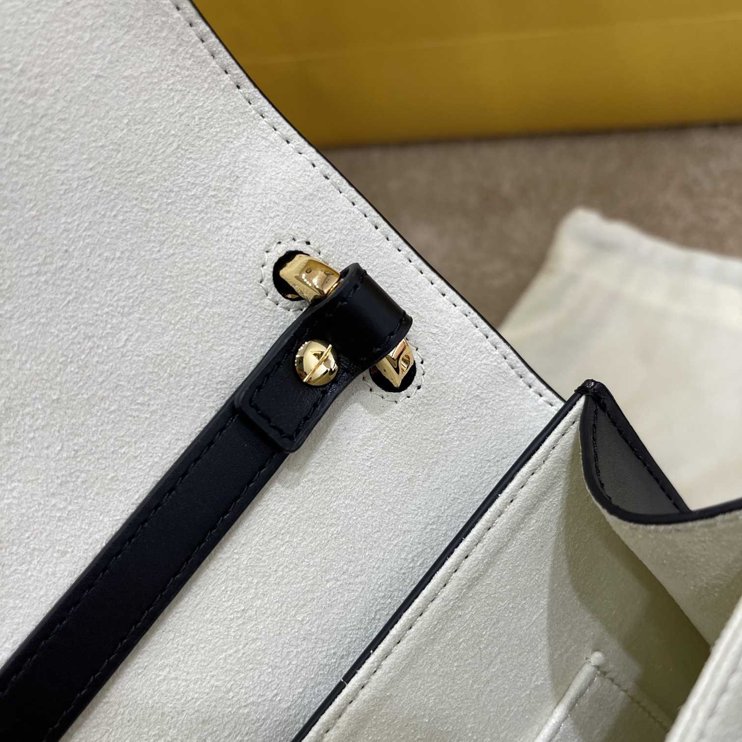 Fendi Kan I Black Leather Bag (25-17-10cm)   - PerfectKickZ