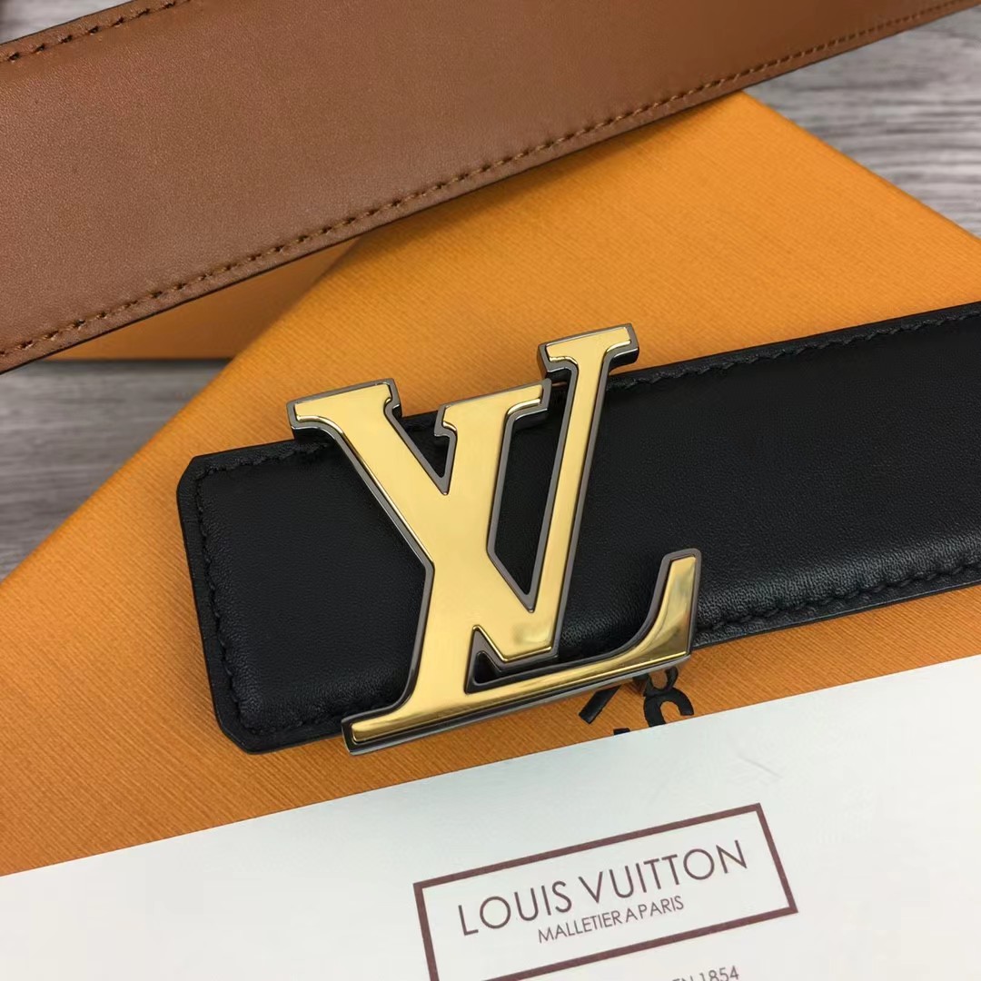 Louis Vuitton Rays 40mm Reversible Belt   M0630U - PerfectKickZ