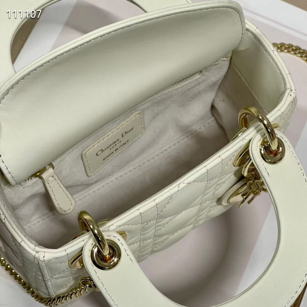 Dior Mini Lady Dior Bag    17cm - PerfectKickZ