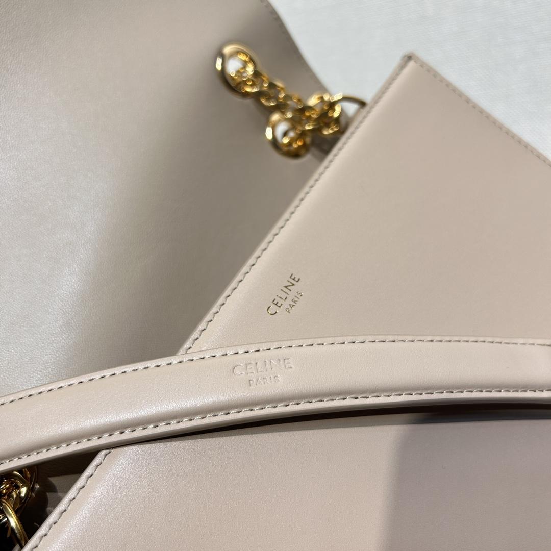 Celine Medium Bag Triomphe Frame In Shiny Calfskin - 