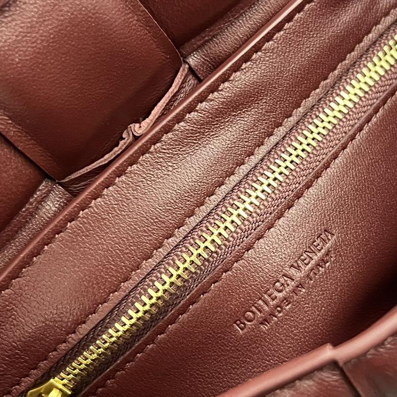 Bottega Veneta Small Padded Cassette - PerfectKickZ