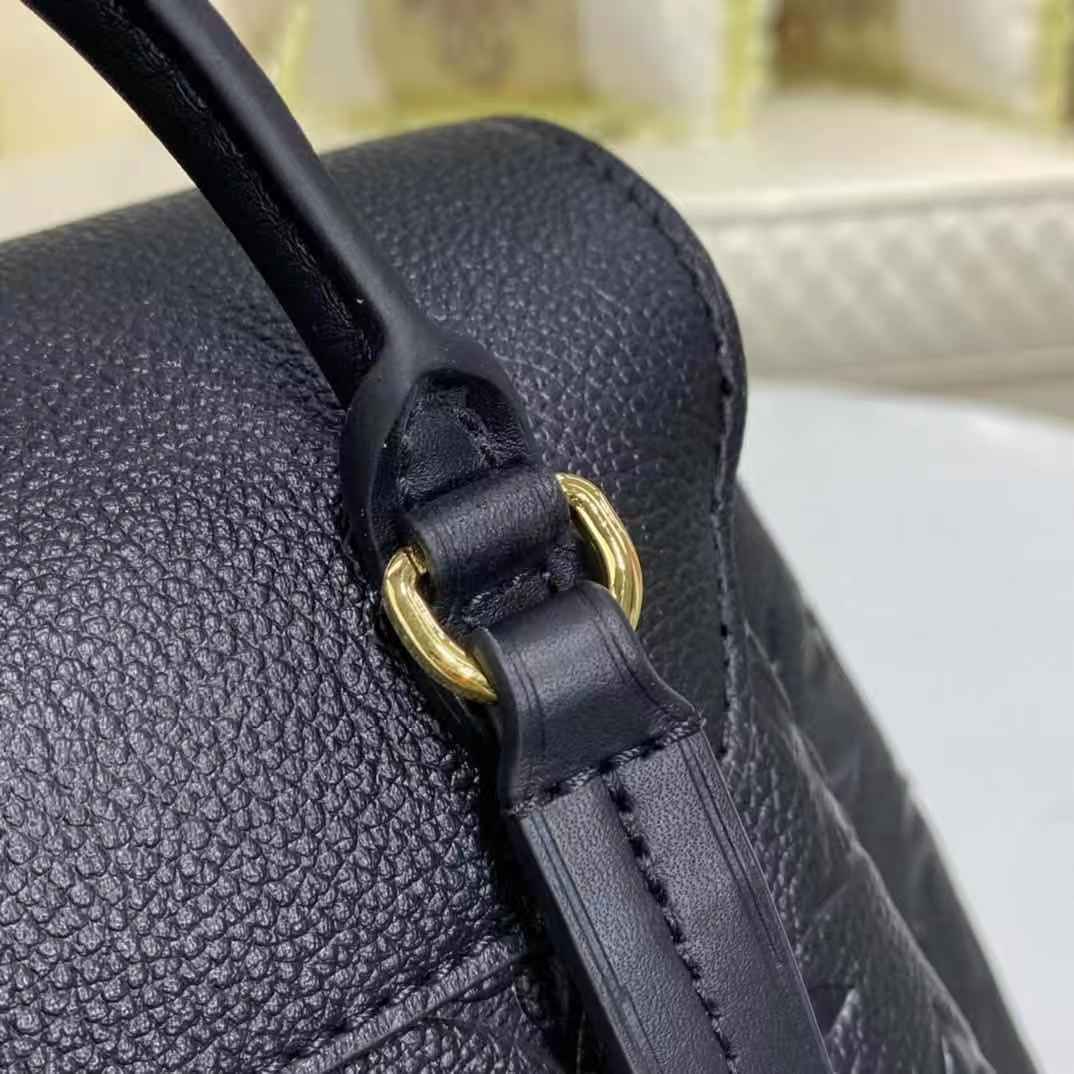 Louis Vuitton Montsouris Backpack (27.5-33-14cm)  M45205 - 