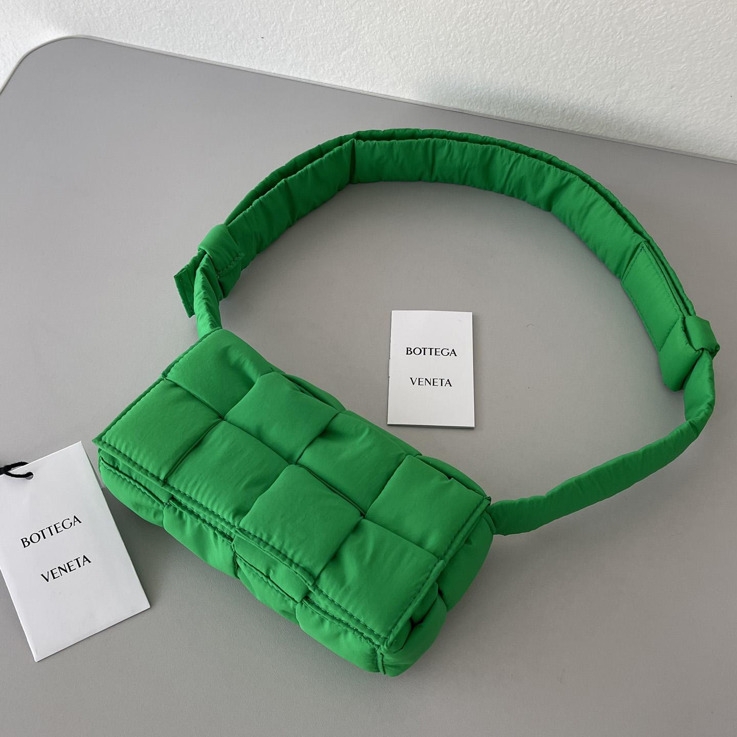 Bottega Veneta Padded Tech Cassette Padded Intreccio Nylon Cross-Body Bag(19-10-5cm) - PerfectKickZ